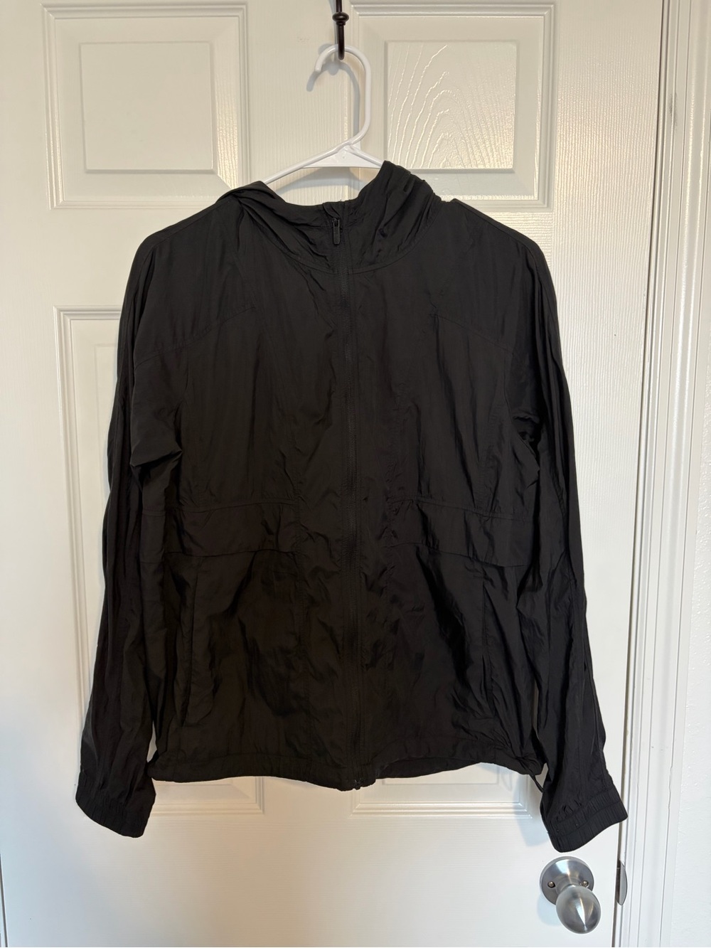 lululemon athletica Lightweight Black Hooded Windbreaker/Rain Coat Jacket